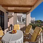 بيت ضيافة Cozy Alexandra For Relaxed Vacation بولا