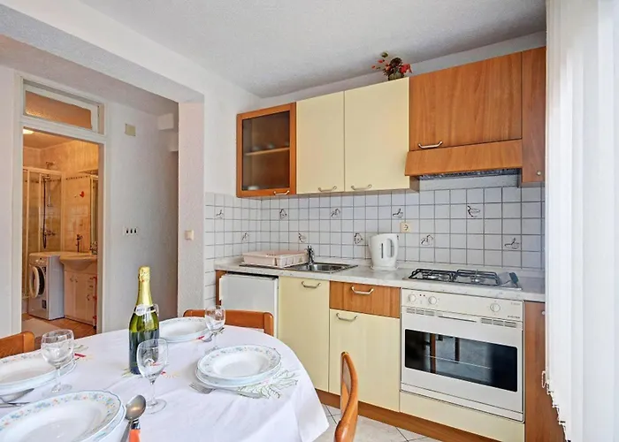 Cozy Alexandra For Relaxed Vacation Guest house