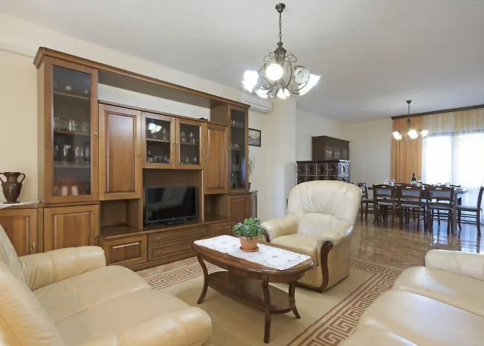 Cozy Alexandra For Relaxed Vacation 3*